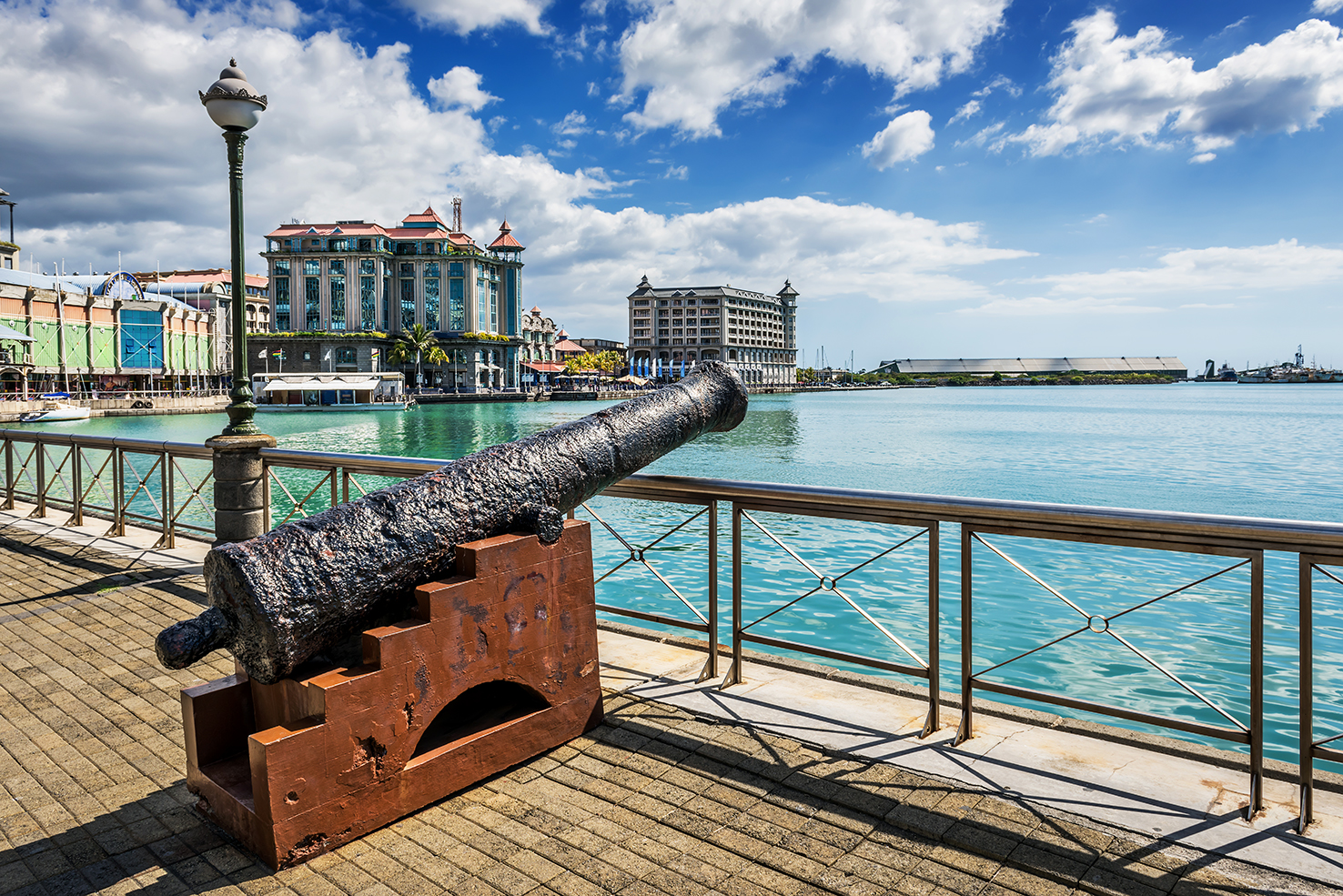 Canon front de mer Port-Louis île Maurice
