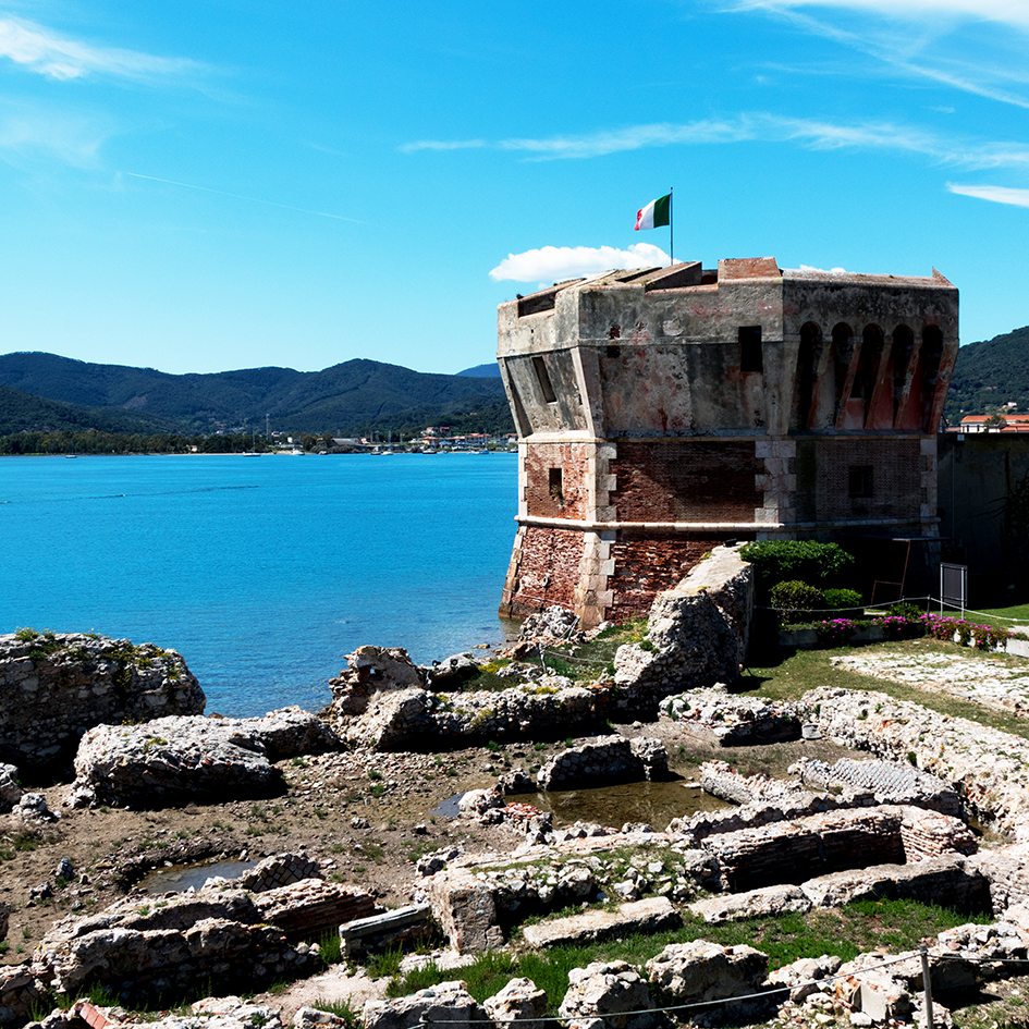 Phare Stella Portoferraio île d'Elbe