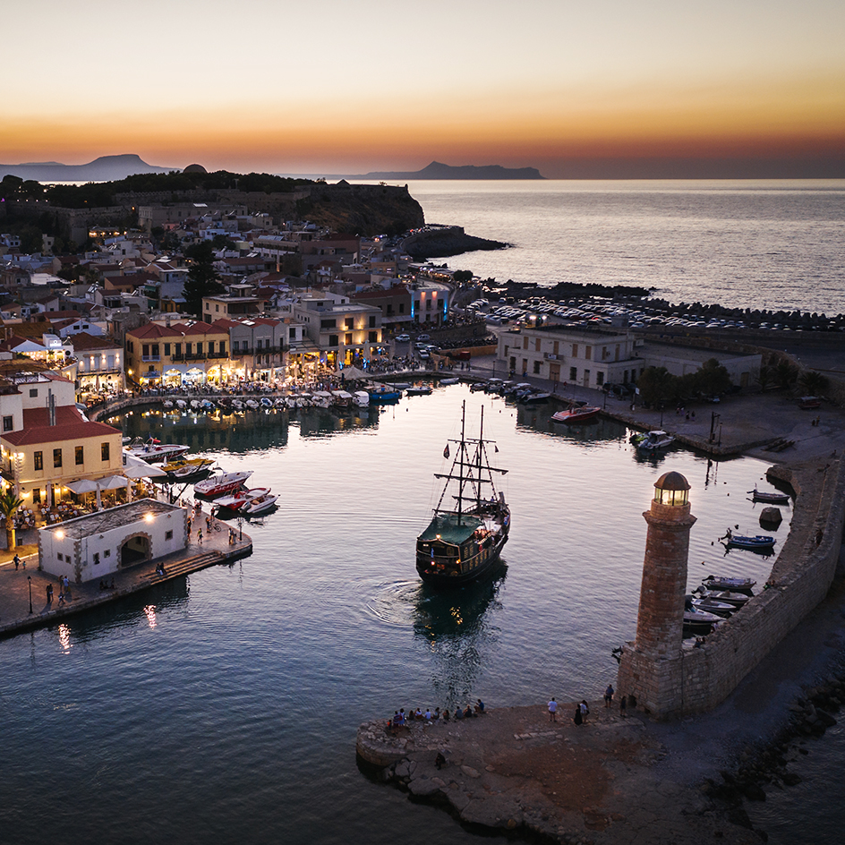 port nuit Réthymnon Crète