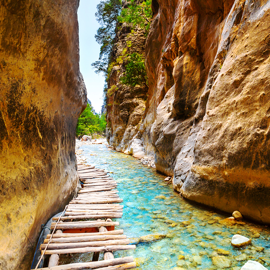 portes de fer gorges de Samaria Crète